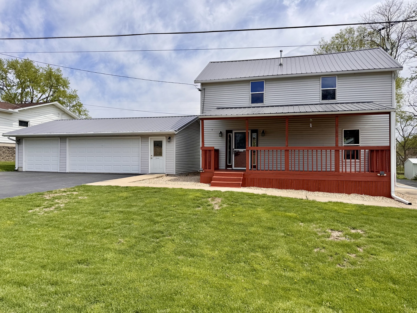 208 Hand Avenue Dixon, IL 61021 - Photo 2 of 17