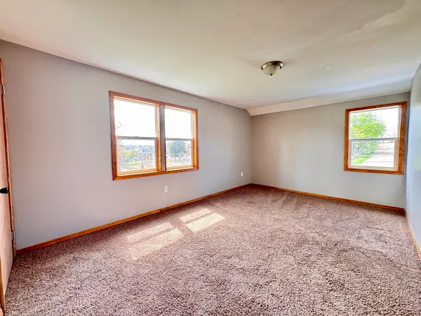 $199,900 | 208 Hand Avenue, Dixon, IL 61021