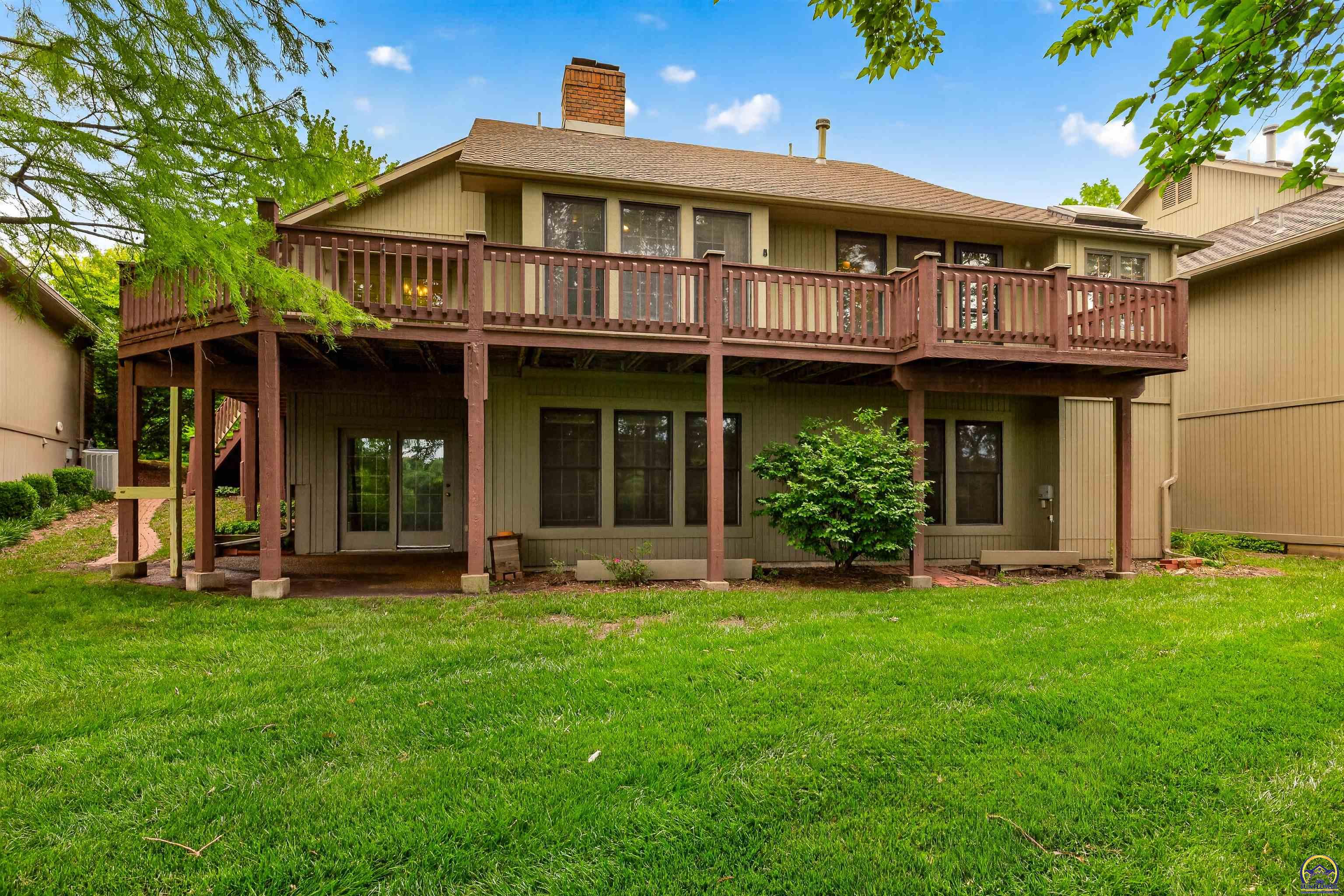 4305 Quail Pointe Road Lawrence, KS 66047 - Photo 33 of 40