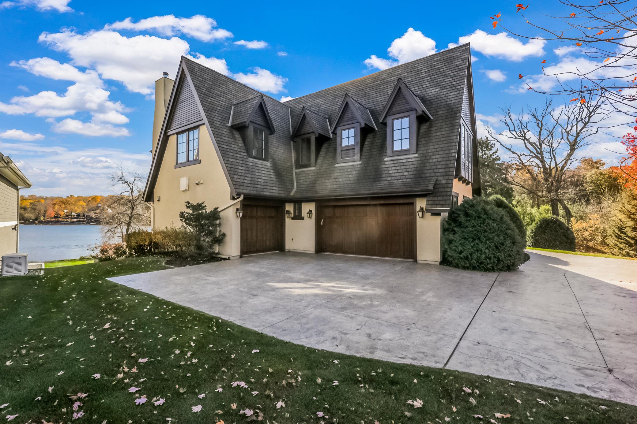 4680 Palmer Pointe Road Excelsior, MN 55331 - Photo 6 of 157
