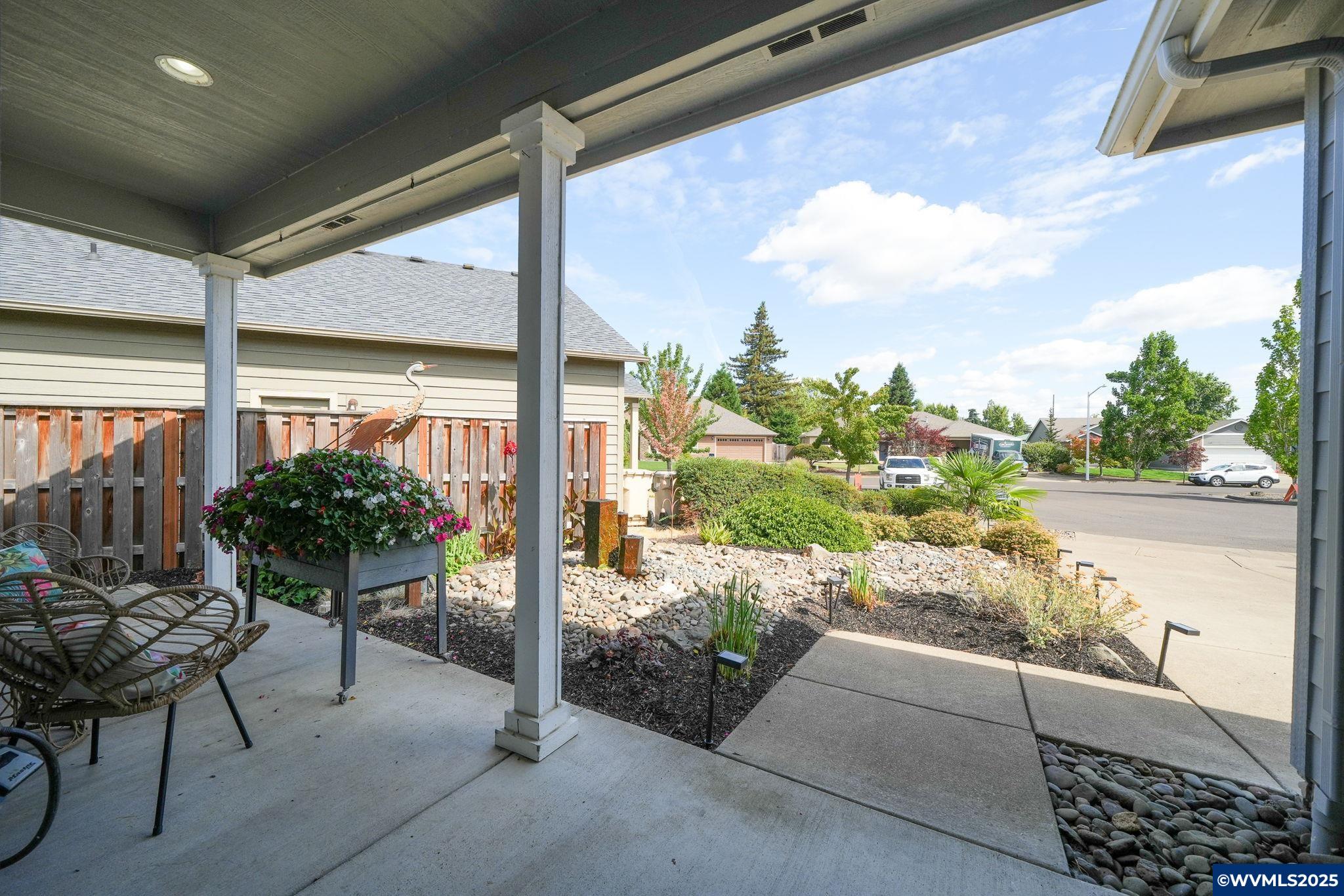1712 25th Avenue Southwest Albany, OR 97321 - Photo 7 of 37
