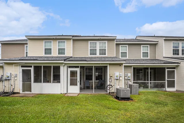 $229,900 | 338 Flyway Road, Goose Creek, SC 29445