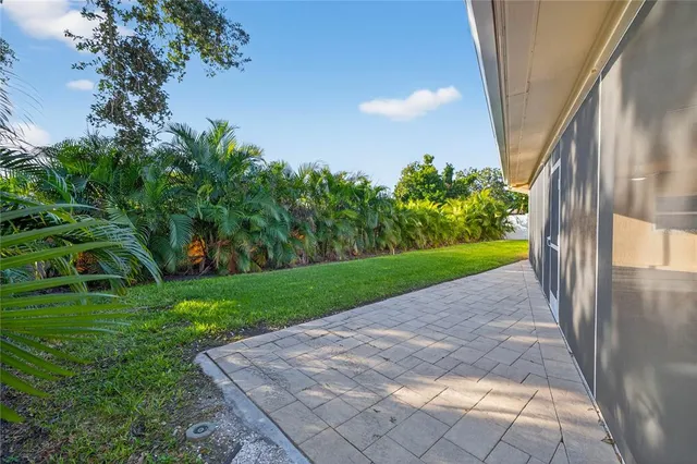 $675,000 | 5833 25th Street South, St. Petersburg, FL 33712