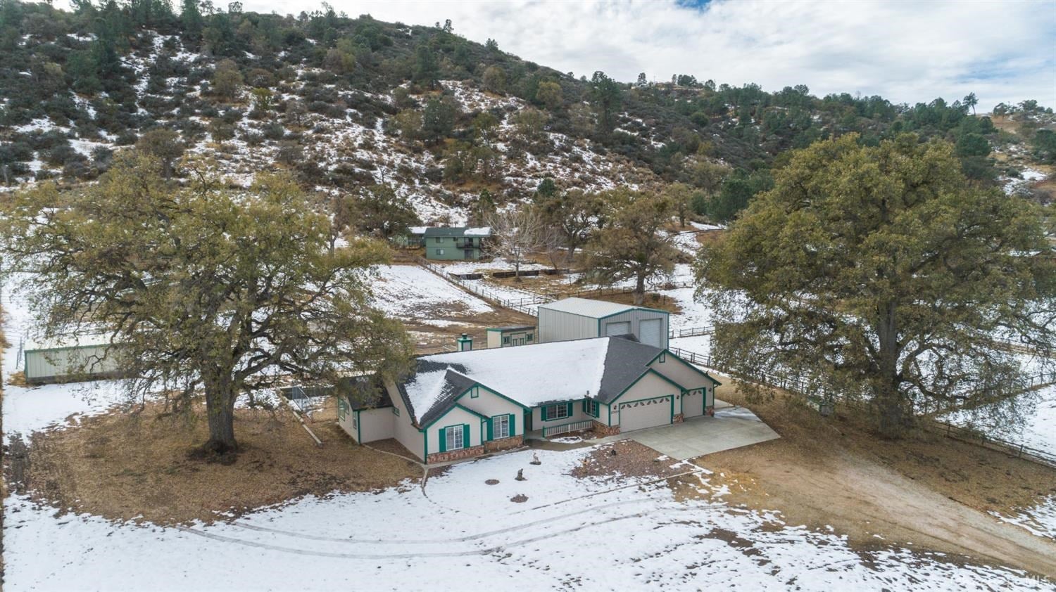 27700 Cumberland Road Tehachapi, CA 93561 - Photo 51 of 62 Gallery Image 51