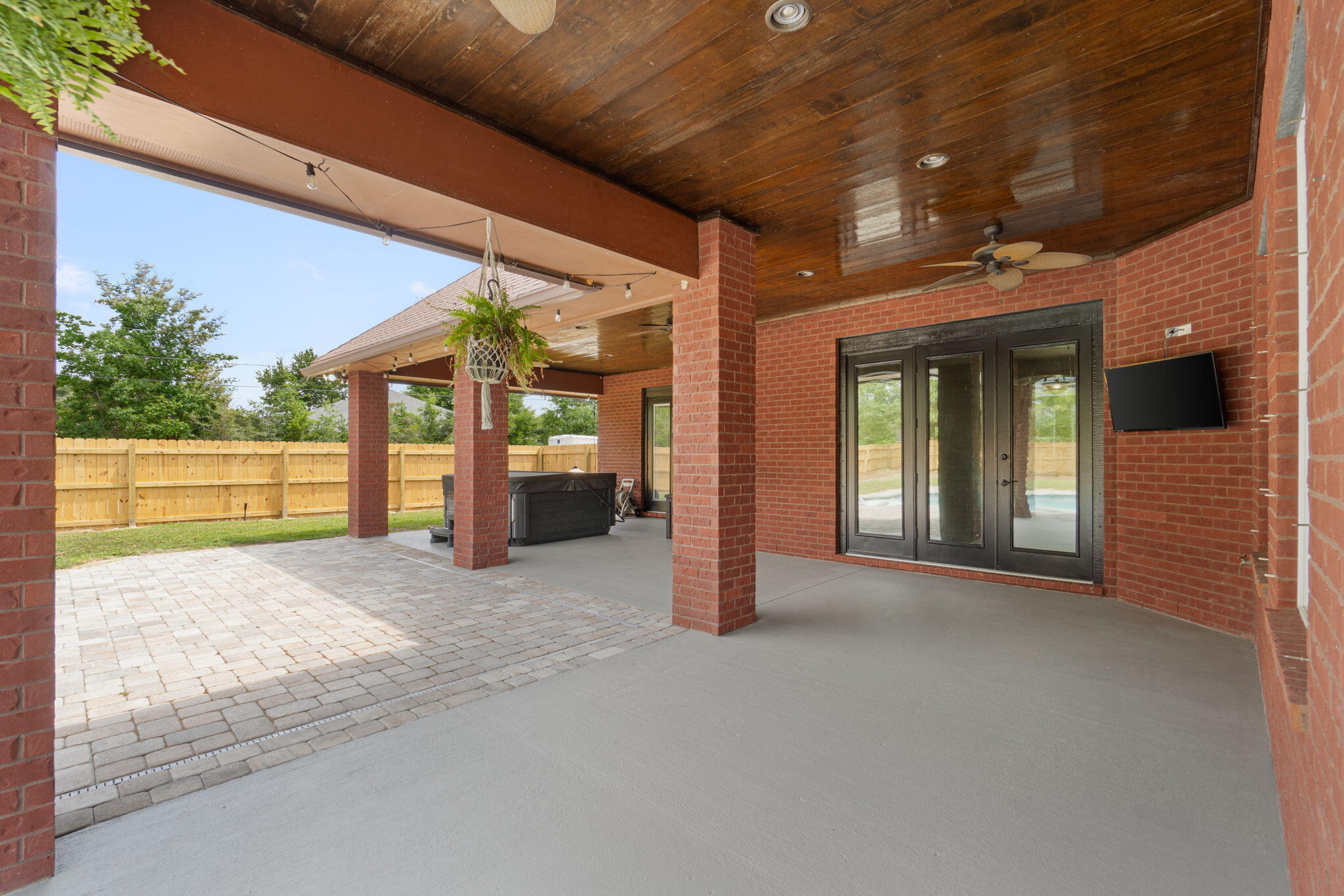 2425 Salamanca Street Navarre, FL 32566 - Photo 40 of 58 44-web-or-mls-Final-49