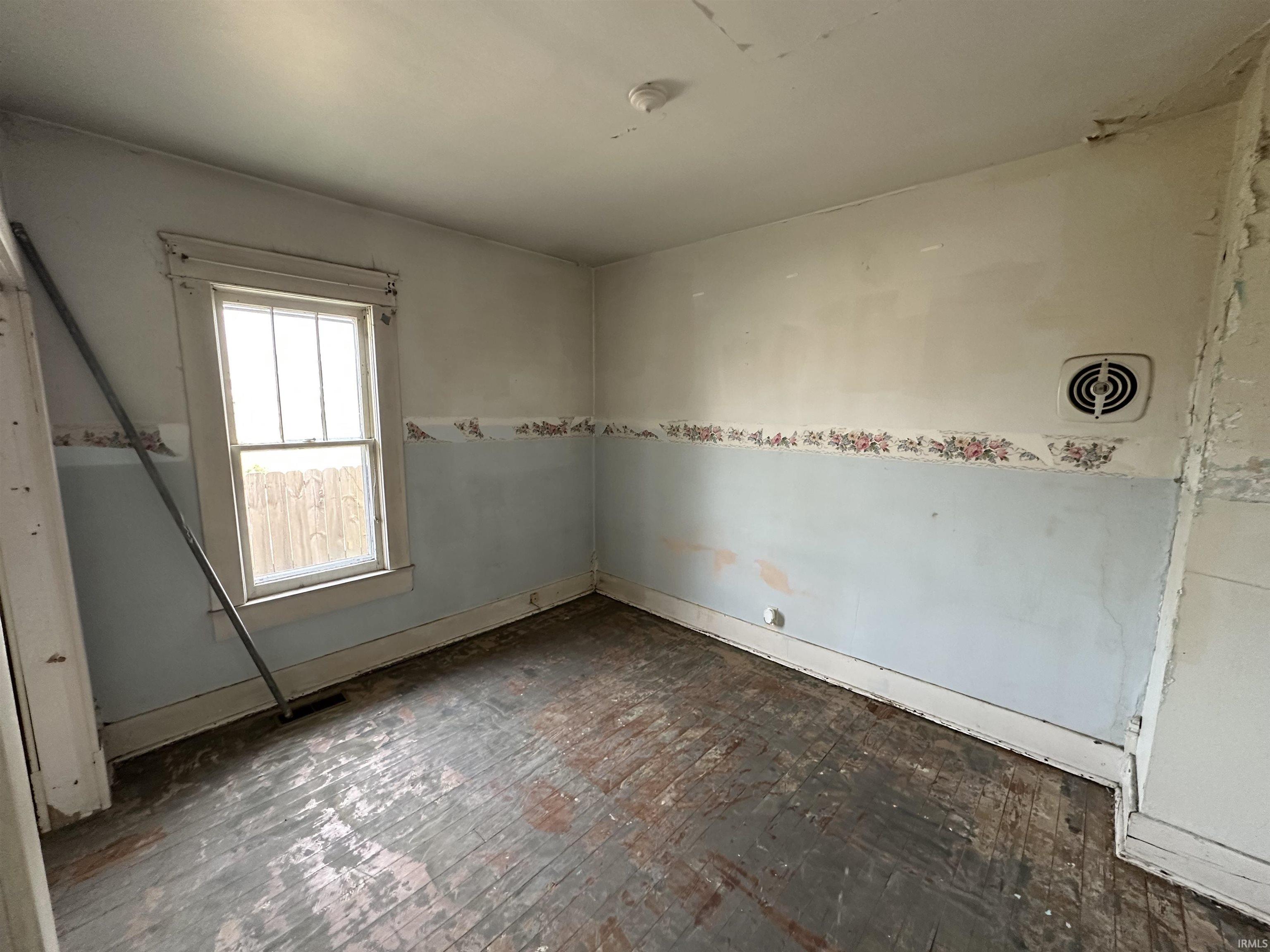 1320 Q Street Bedford, IN 47421 - Photo 28 of 32