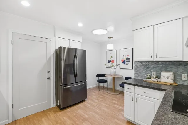 $2,290,000 | 2024 Eaton Avenue, San Carlos, CA 94070