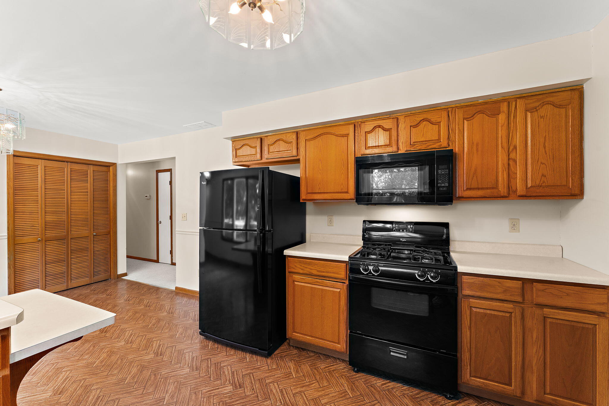 9082 Estates Drive Demotte, IN 46310 - Photo 8 of 20 2048x1365