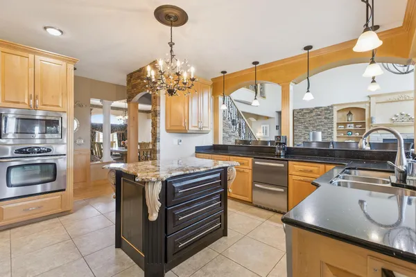$899,900 | 23535 York Road, Hutchinson, MN 55350