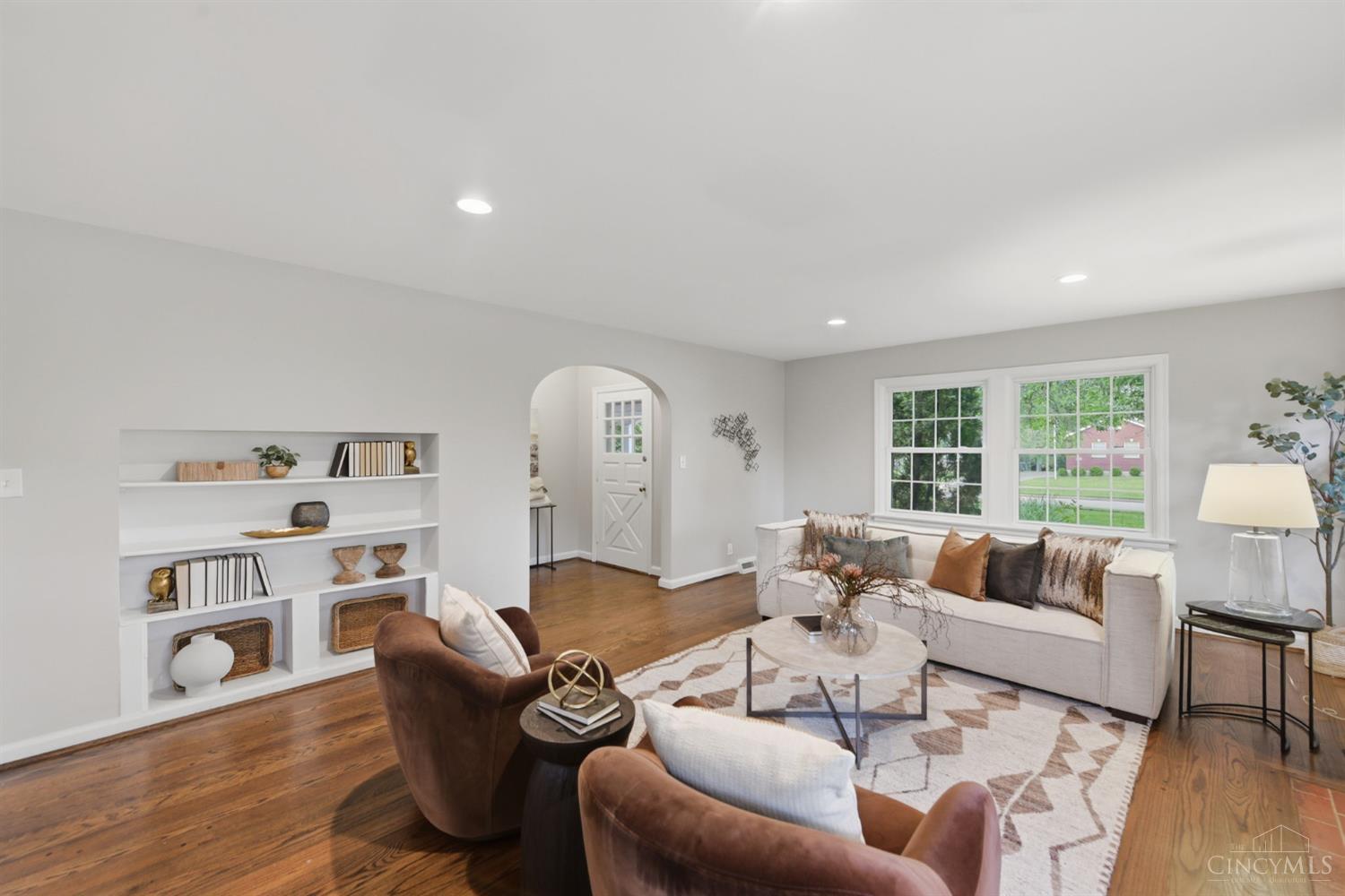 7981 State Road Cincinnati, OH 45255 - Photo 6 of 34
