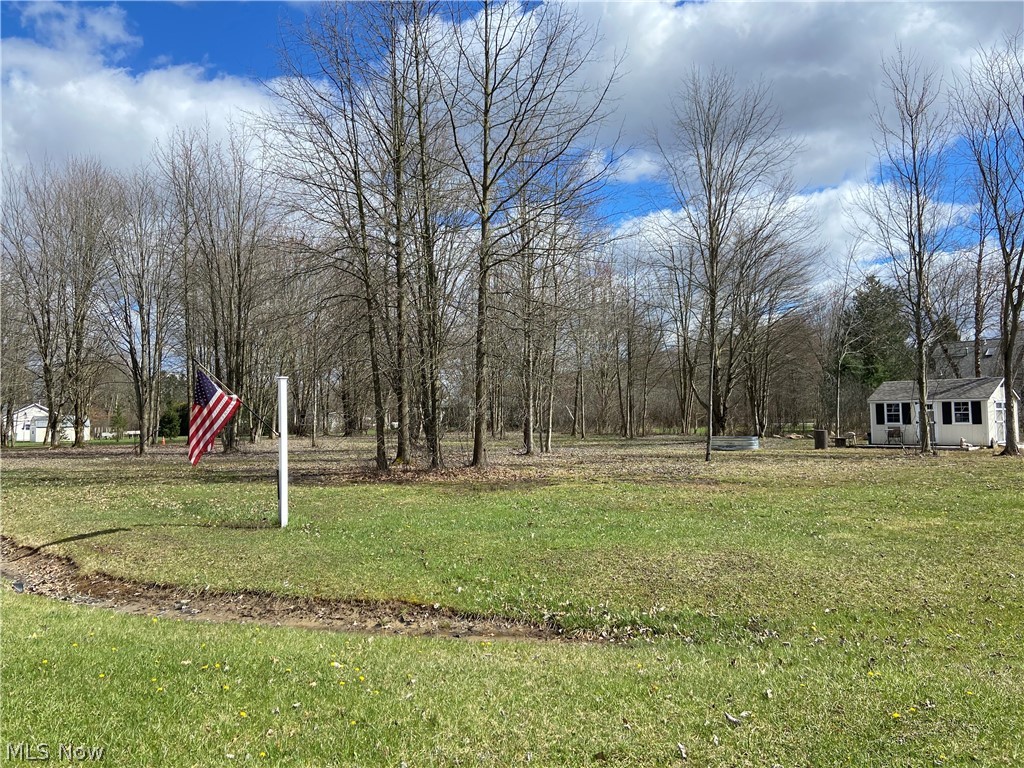 123 Roaming Way Rome, OH 44085 - Photo 1 of 17 Corner view