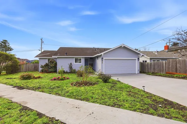 $1,599,000 | 423 Montecito Avenue, El Granada, CA 94019