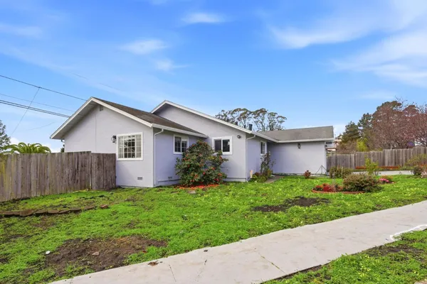 $1,599,000 | 423 Montecito Avenue, El Granada, CA 94019