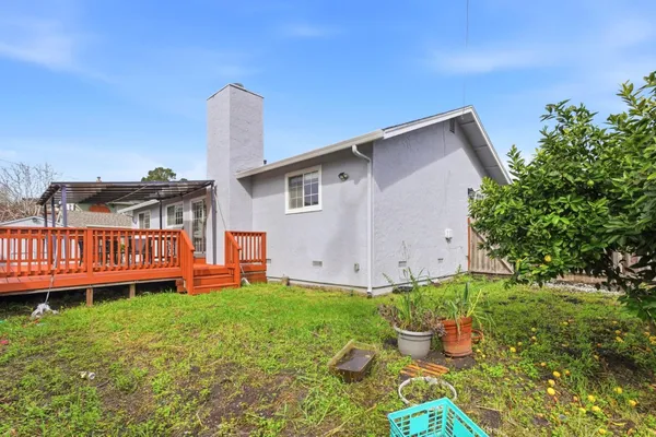 $1,599,000 | 423 Montecito Avenue, El Granada, CA 94019