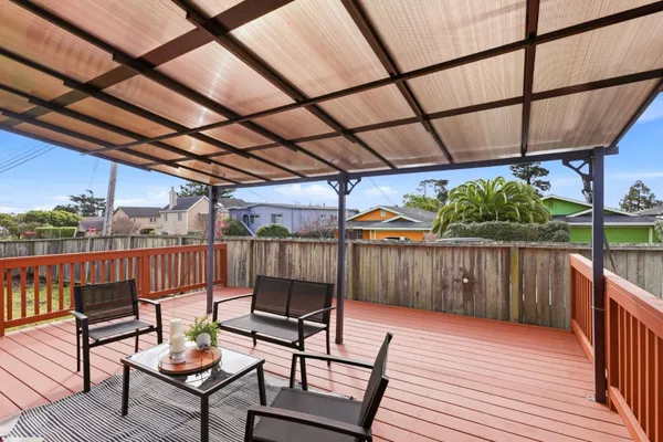 $1,599,000 | 423 Montecito Avenue, El Granada, CA 94019