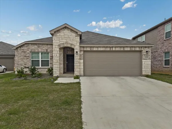 $400,000 | 2820 Pecan Pk Drive, Denton, TX 76208