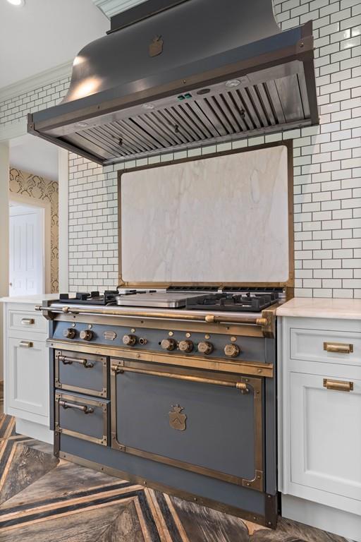 174 Highland Street Weston, MA 02493 - Photo 14 of 39