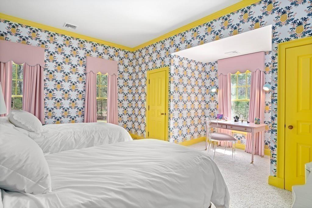 174 Highland Street Weston, MA 02493 - Photo 25 of 39