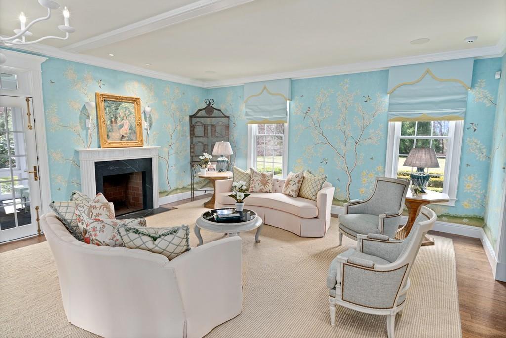 174 Highland Street Weston, MA 02493 - Photo 7 of 39