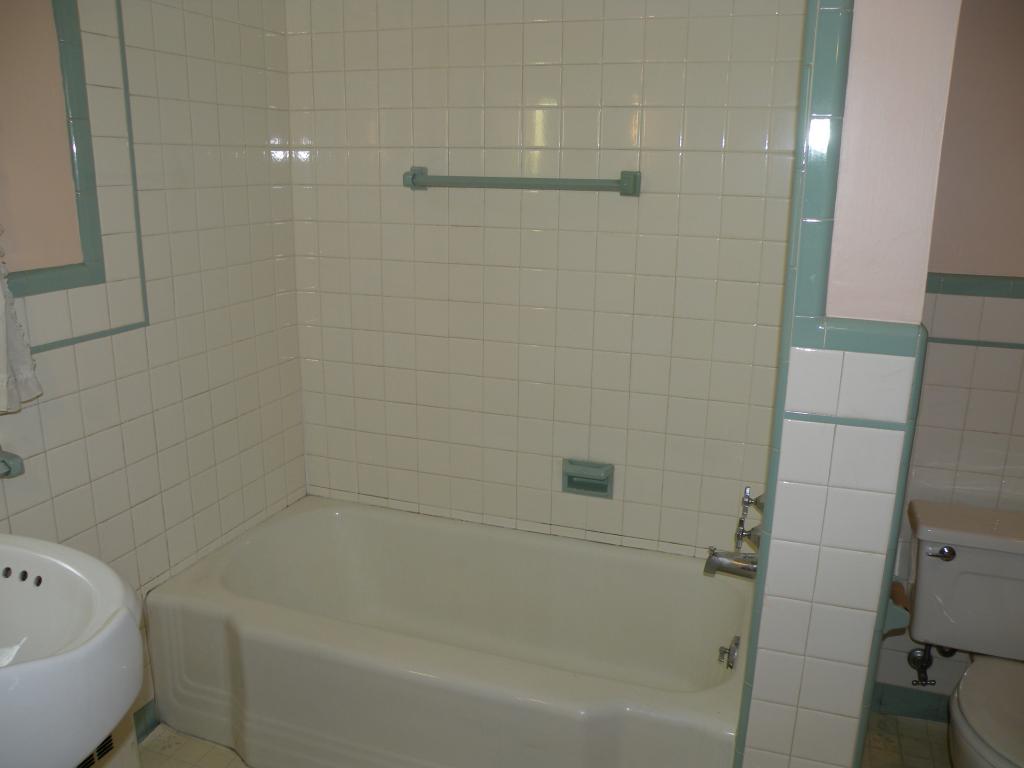 213 Huse Road Manchester, NH 03103 - Photo 19 of 22