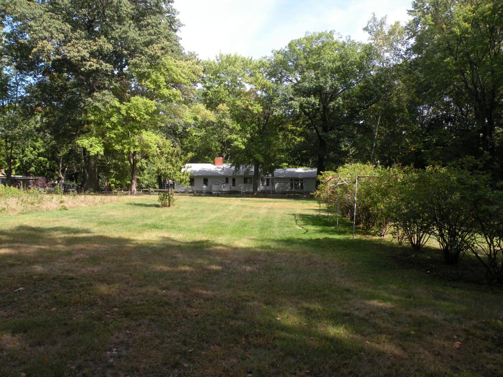 213 Huse Road Manchester, NH 03103 - Photo 7 of 22