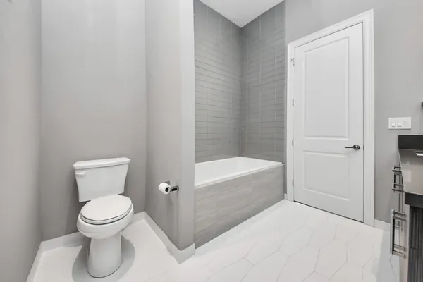 $3,800 | 1409 Post Oak Boulevard, Unit 803, Houston, TX 77056