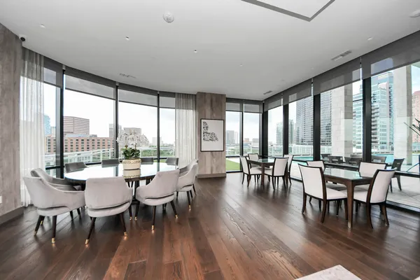 $3,800 | 1409 Post Oak Boulevard, Unit 803, Houston, TX 77056