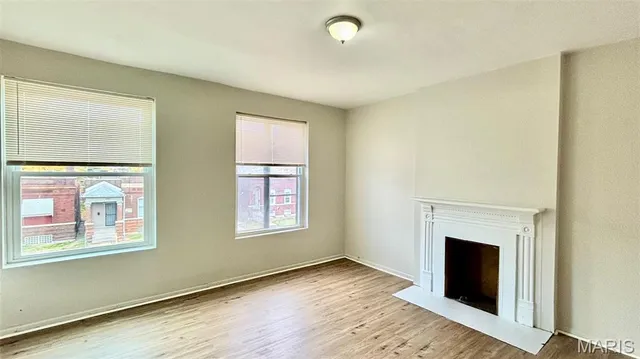 $1,000 | 3829 South Compton Avenue, Unit A, St. Louis, MO 63118