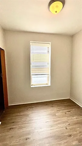 $1,000 | 3829 South Compton Avenue, Unit A, St. Louis, MO 63118