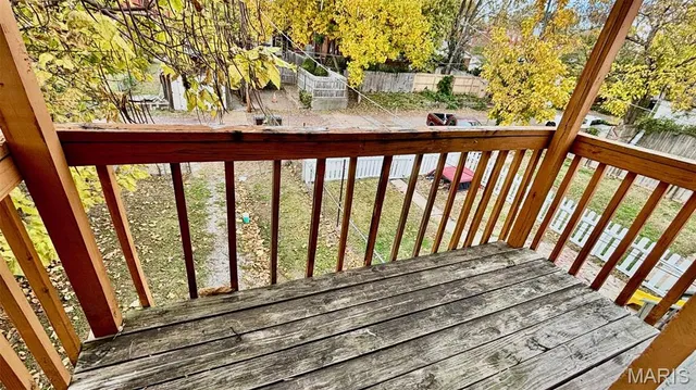 $1,000 | 3829 South Compton Avenue, Unit A, St. Louis, MO 63118