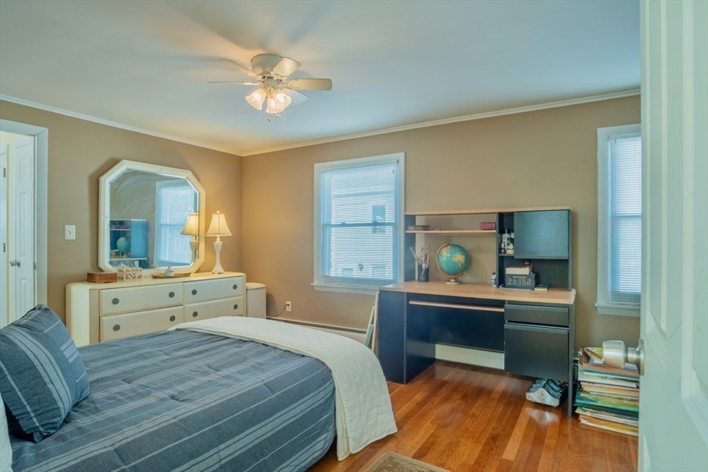 146 Burrill Street Swampscott, MA 01907 - Photo 22 of 39