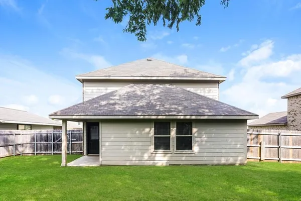 $2,035 | 1603 Cardinal Drive, Ennis, TX 75119