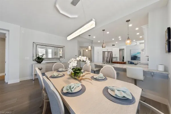 $1,695,000 | 410 Flagship Drive, Unit 601, Naples, FL 34108