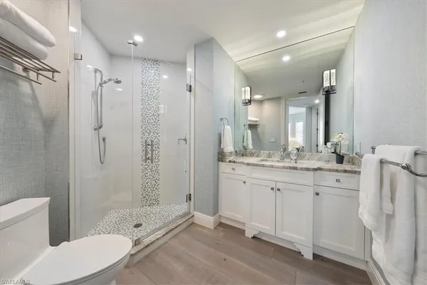 $1,695,000 | 410 Flagship Drive, Unit 601, Naples, FL 34108