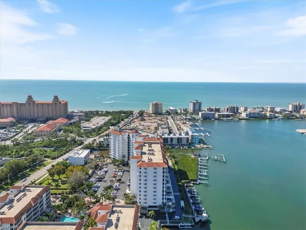 $1,695,000 | 410 Flagship Drive, Unit 601, Naples, FL 34108