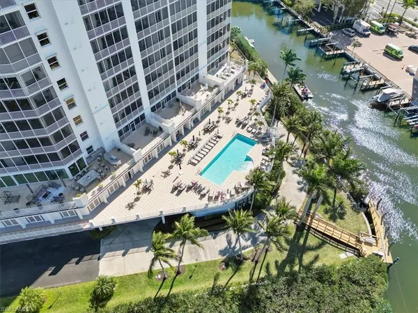 $1,695,000 | 410 Flagship Drive, Unit 601, Naples, FL 34108