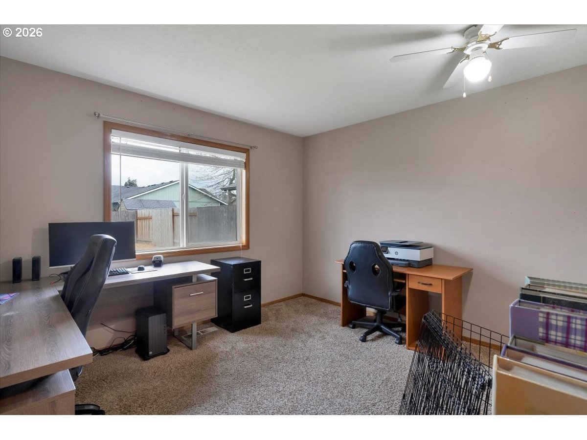 7066 Ridgemont Drive North Keizer, OR 97303 - Photo 15 of 44