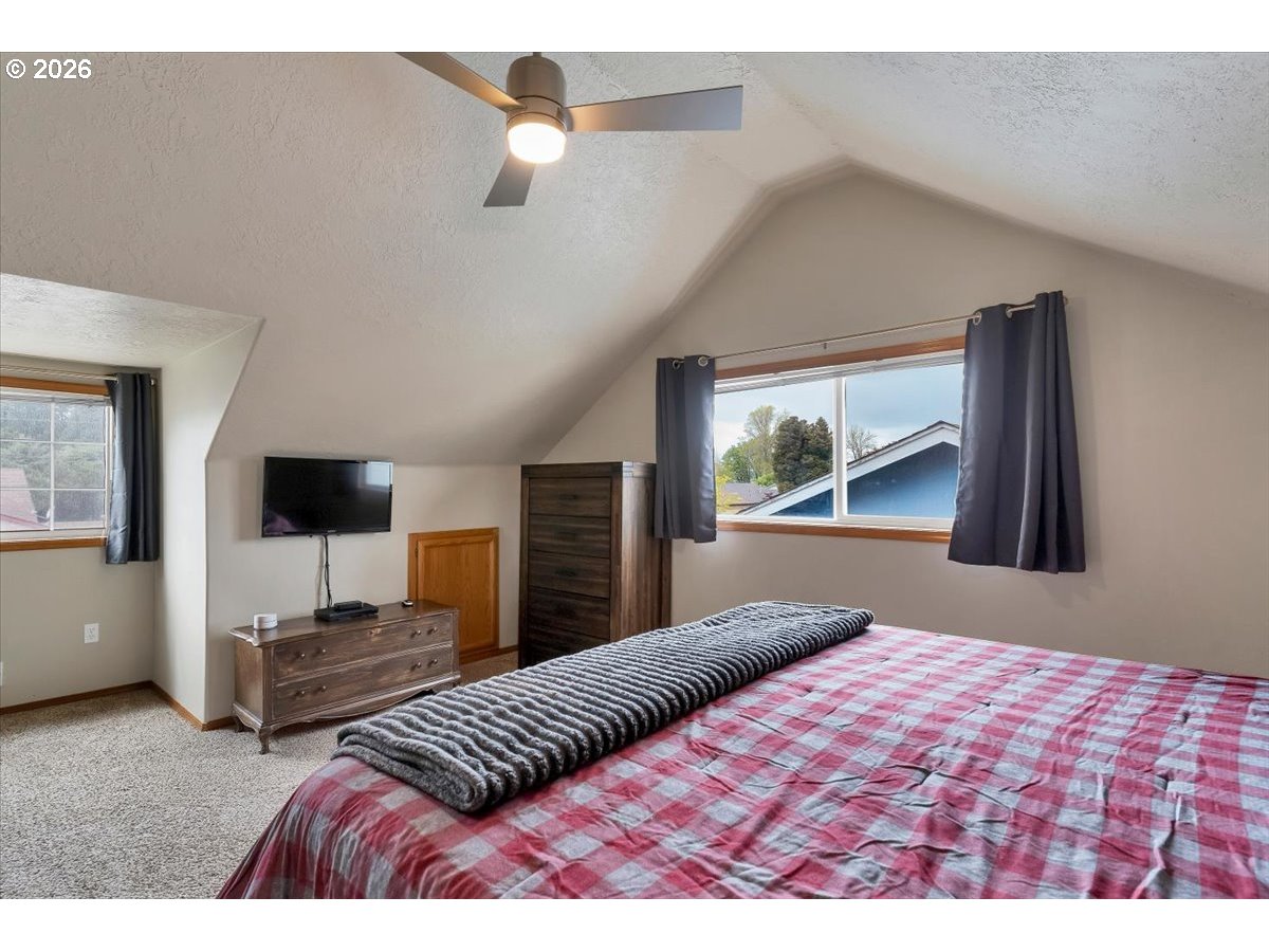 7066 Ridgemont Drive North Keizer, OR 97303 - Photo 25 of 44