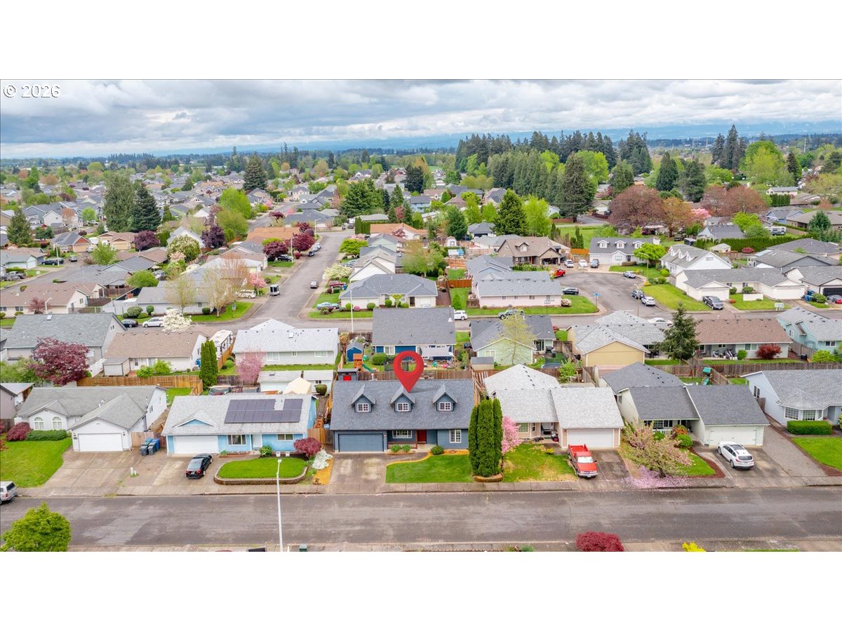 7066 Ridgemont Drive North Keizer, OR 97303 - Photo 3 of 44