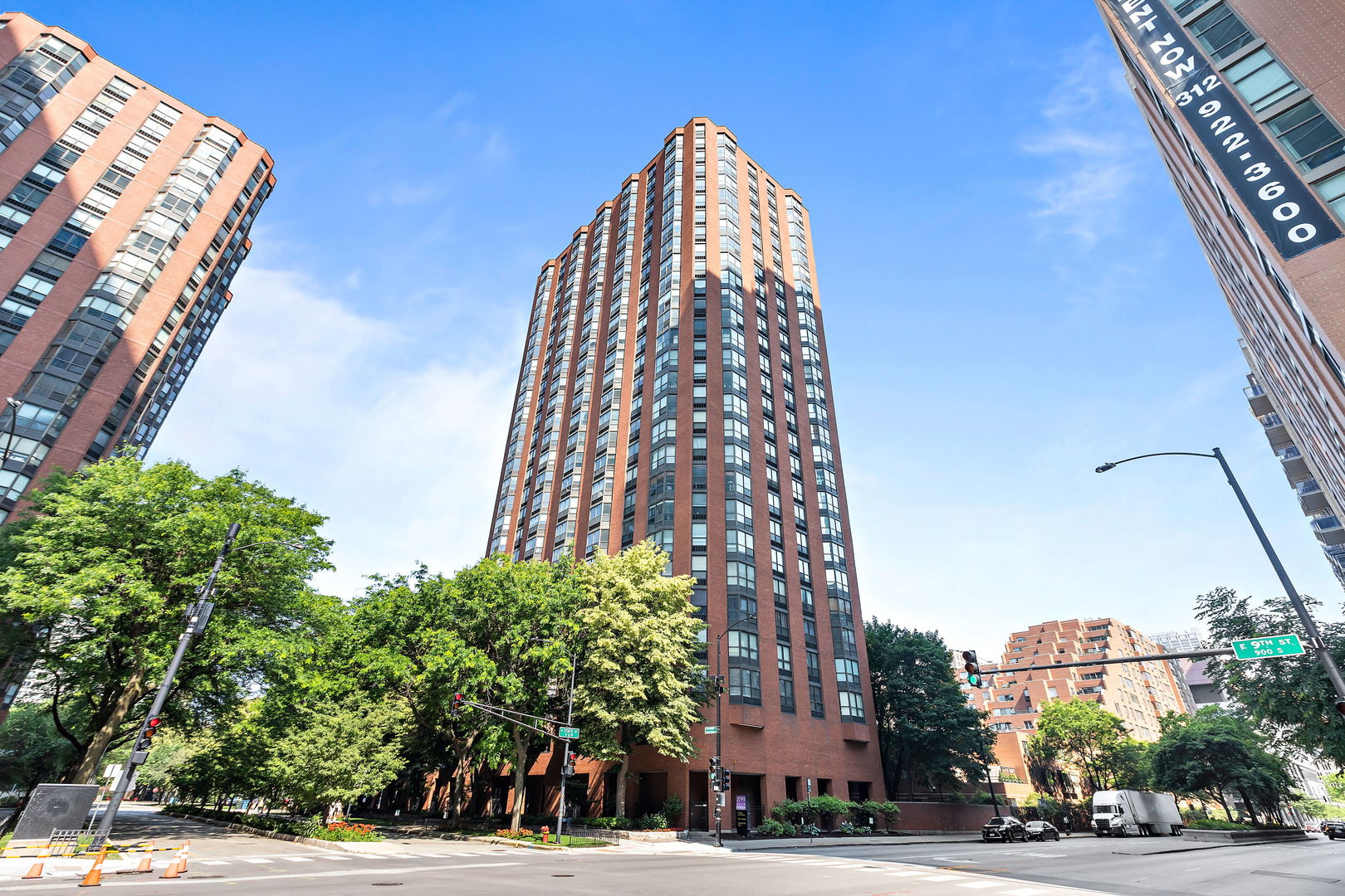 899 South Plymouth Court Unit 21032104 Chicago IL 60605 Compass