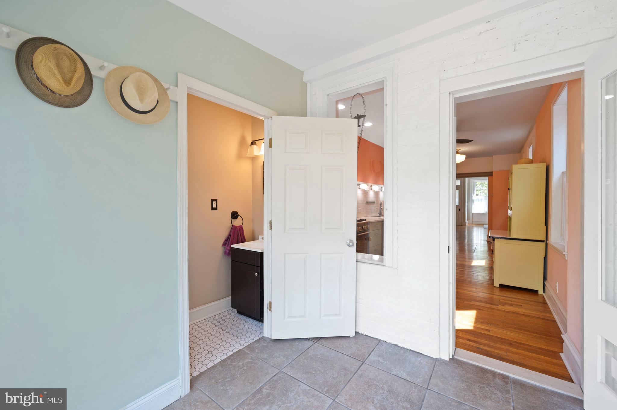 2521 Swain Street Philadelphia, PA 19130 - Photo 14 of 25