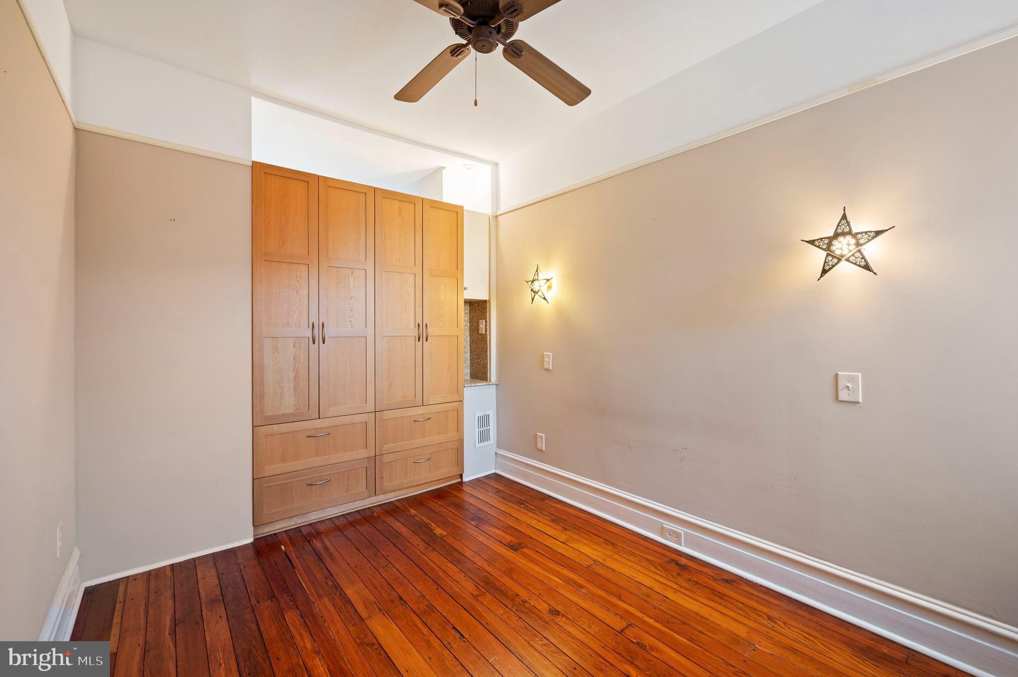 2521 Swain Street Philadelphia, PA 19130 - Photo 18 of 25