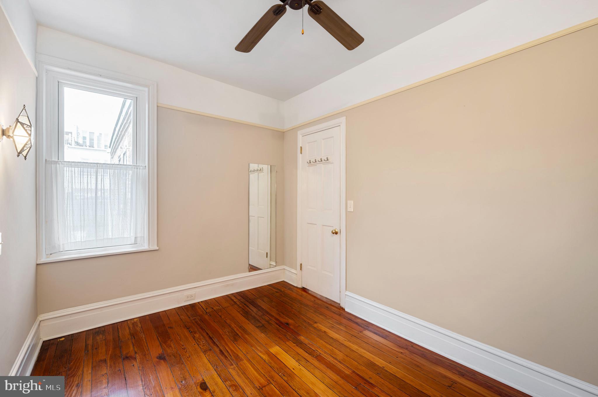 2521 Swain Street Philadelphia, PA 19130 - Photo 19 of 25