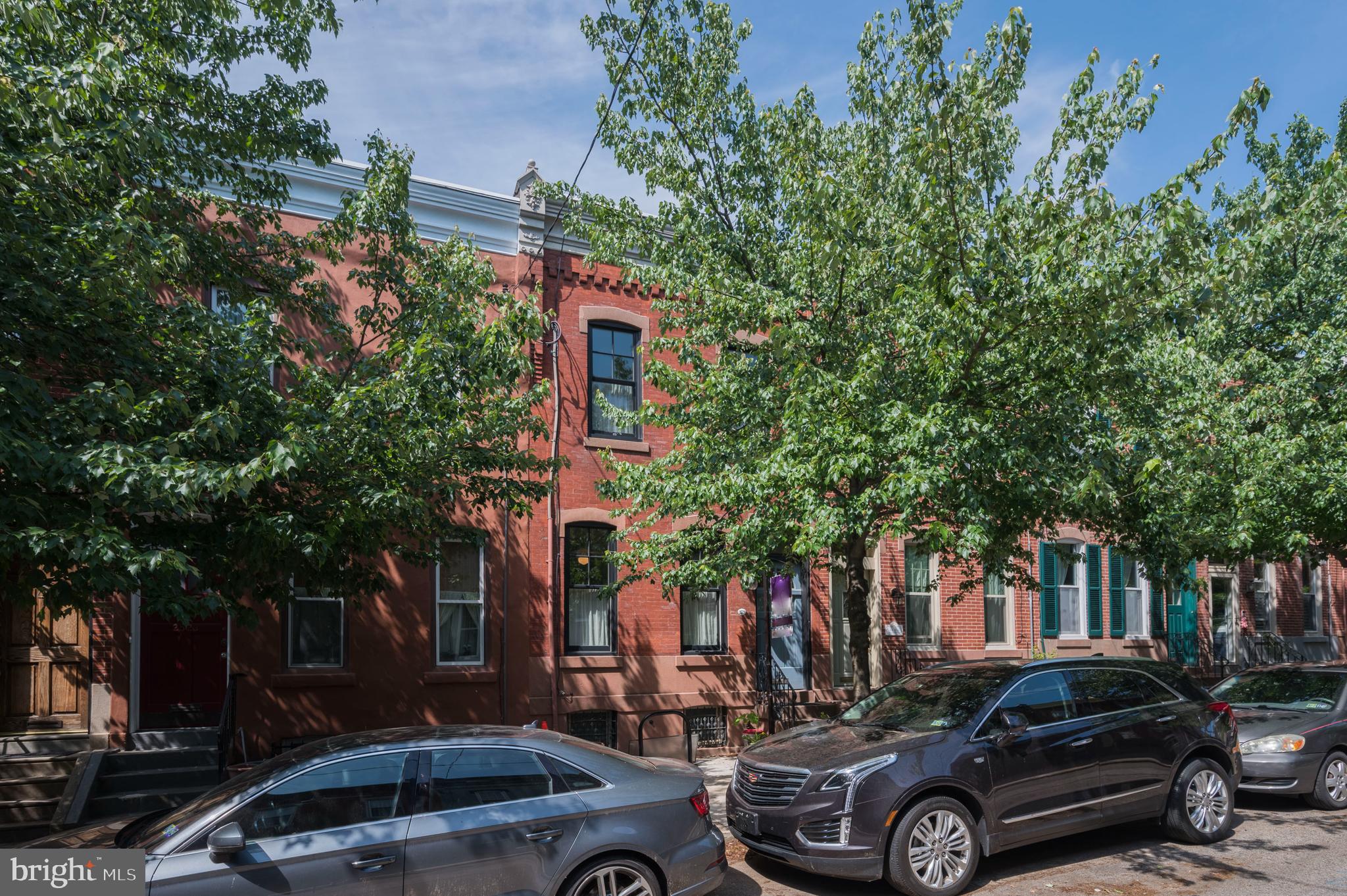 2521 Swain Street Philadelphia, PA 19130 - Photo 2 of 25