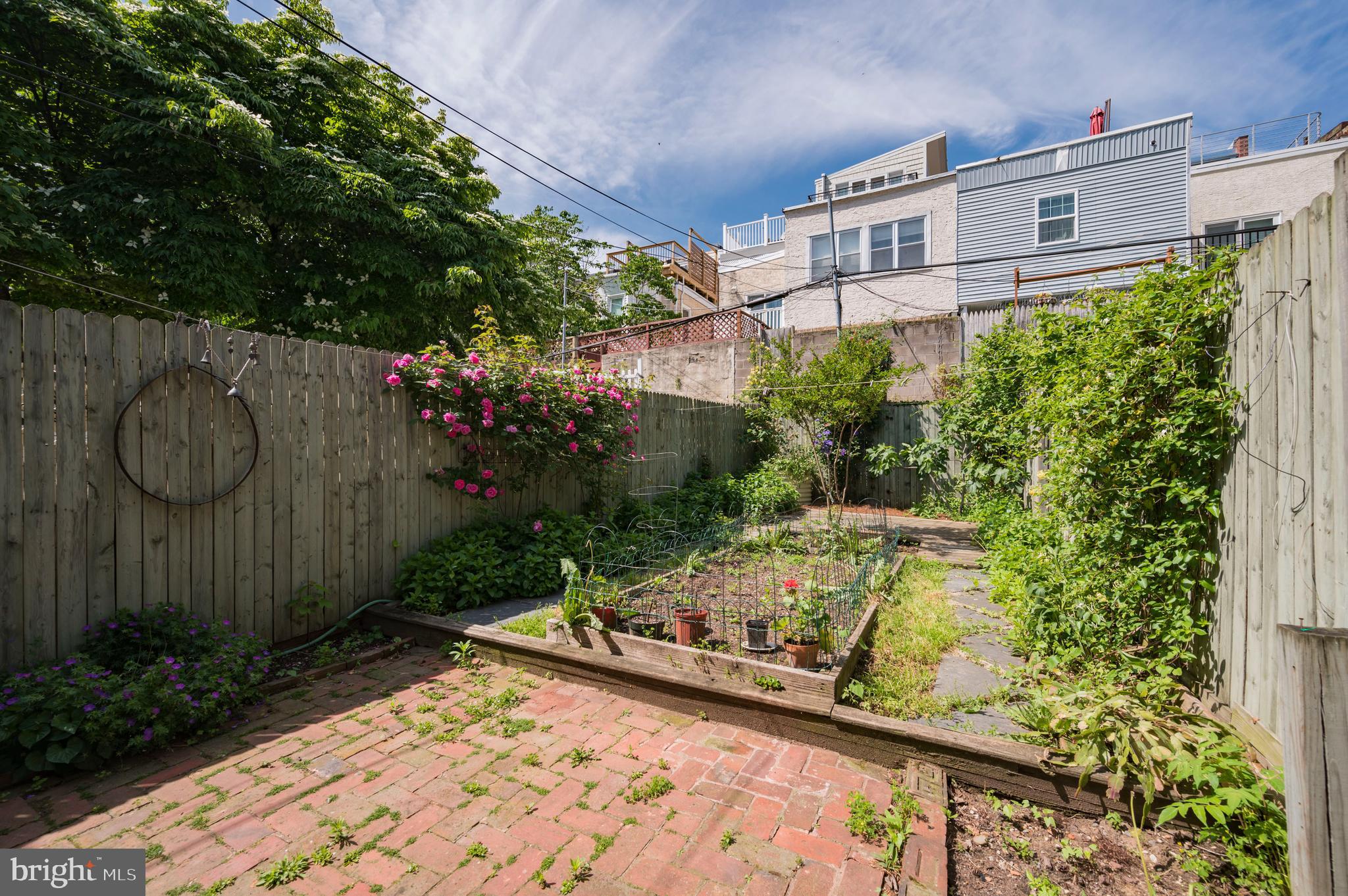 2521 Swain Street Philadelphia, PA 19130 - Photo 23 of 25