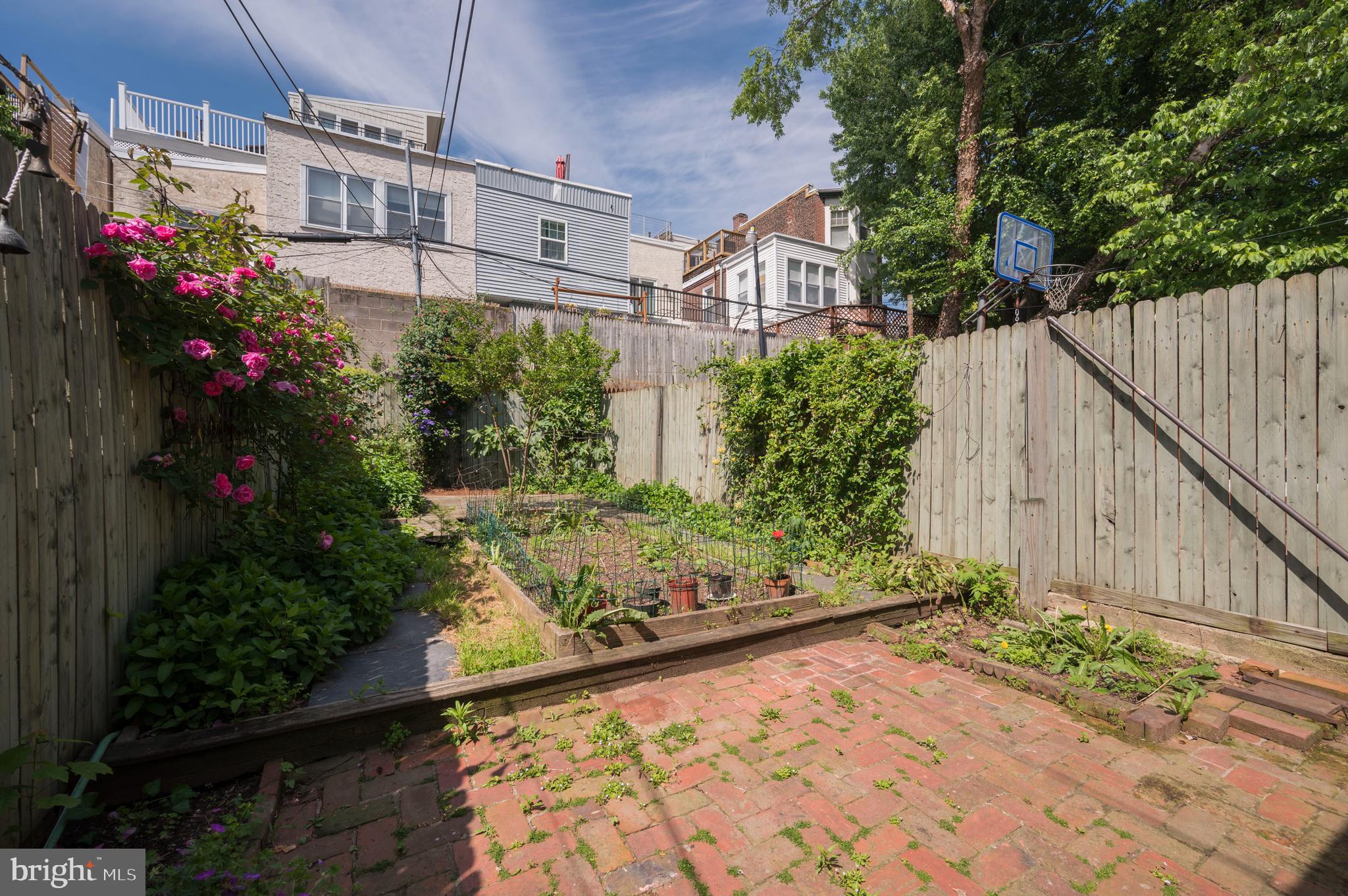 2521 Swain Street Philadelphia, PA 19130 - Photo 24 of 25