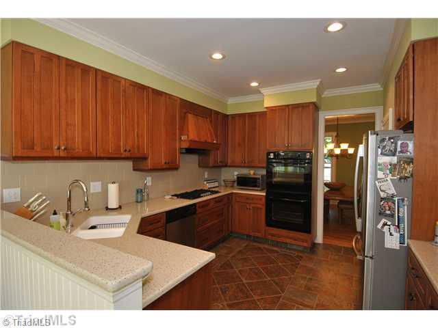 995 Spillman Road Mocksville, NC 27028 - Photo 5 of 16 Kitchen.