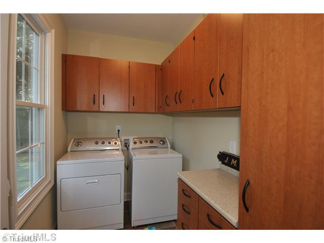 995 Spillman Road Mocksville, NC 27028 - Photo 7 of 16 Laundry Room.