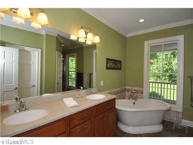995 Spillman Road Mocksville, NC 27028 - Photo 9 of 16 Master Bath/Spa.