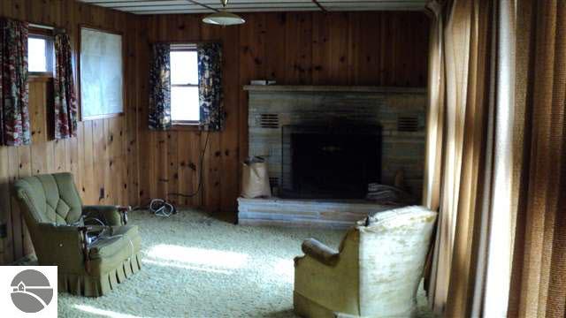 651 Langdon Road Standish, MI 48658 - Photo 4 of 11 1752367-3.JPG
